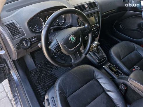 Skoda Octavia 2010 - фото 19
