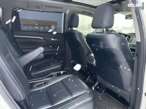 Toyota Highlander 2015 - фото 22