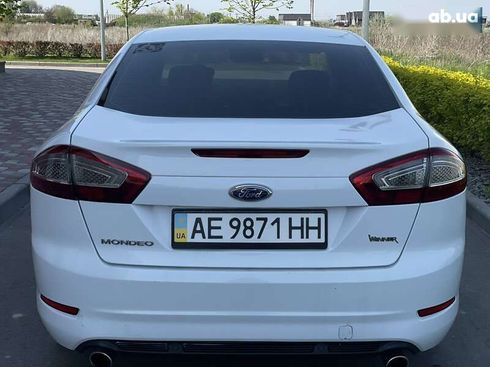 Ford Mondeo 2011 - фото 6