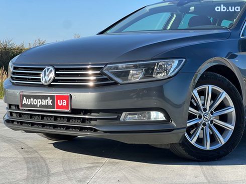 Volkswagen Passat 2016 серый - фото 3