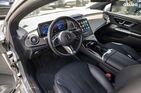 Mercedes-Benz EQE-Класс 2023 - фото 24
