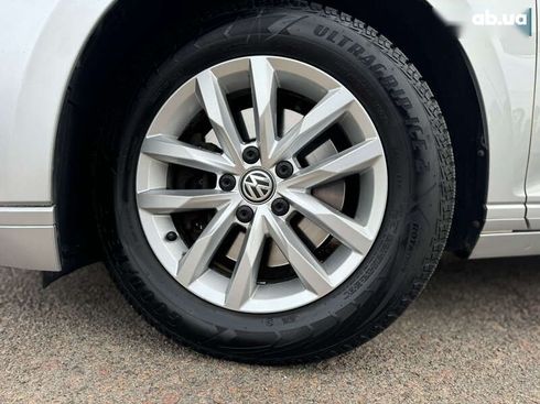 Volkswagen Passat 2018 - фото 15