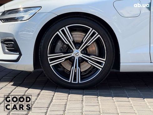 Volvo S60 2020 - фото 11