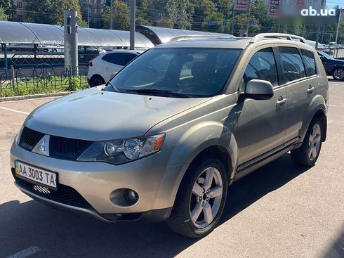 Mitsubishi Outlander 2007 - фото 3
