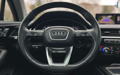 Audi Q7 2018 - фото 29