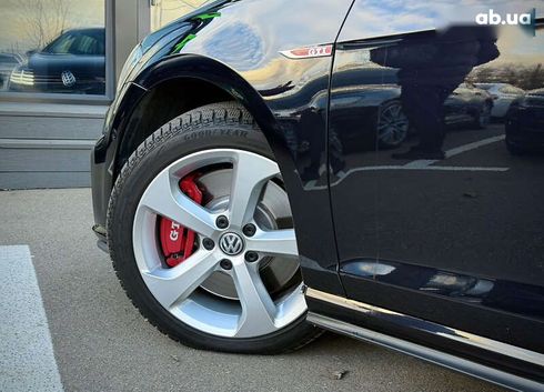 Volkswagen Golf GTI 2020 - фото 8