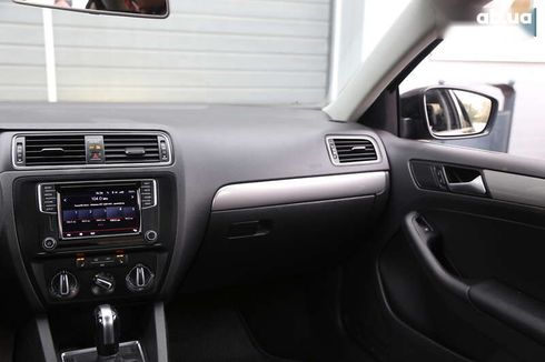 Volkswagen Jetta 2017 - фото 11
