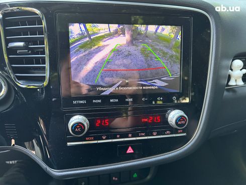 Mitsubishi Outlander 2020 синий - фото 14