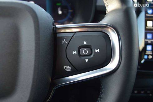 Volvo XC40 2023 - фото 24