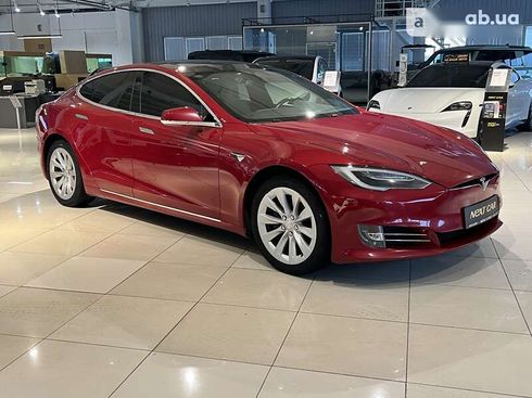 Tesla Model S 2016 - фото 13
