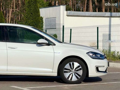 Volkswagen e-Golf 2017 - фото 13