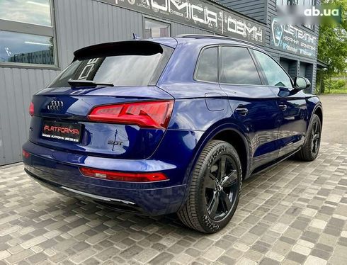 Audi Q5 2017 - фото 11
