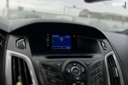 Ford Focus 2011 - фото 17
