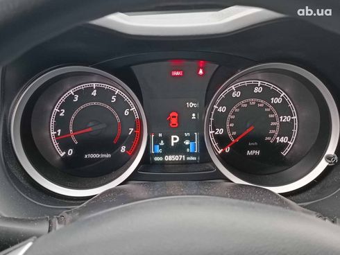 Mitsubishi Lancer 2016 красный - фото 38