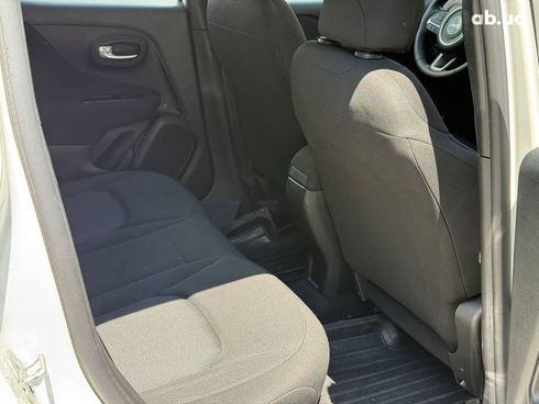 Jeep Renegade 2019 белый - фото 15