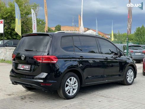 Volkswagen Touran 2020 - фото 14