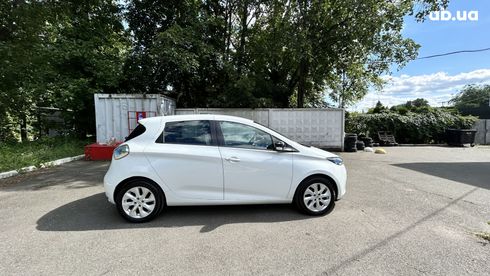 Renault Zoe 2016 белый - фото 14