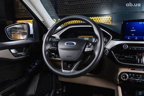 Ford Escape 2021 - фото 23