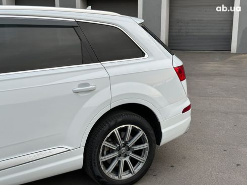 Audi Q7 2017 белый - фото 9