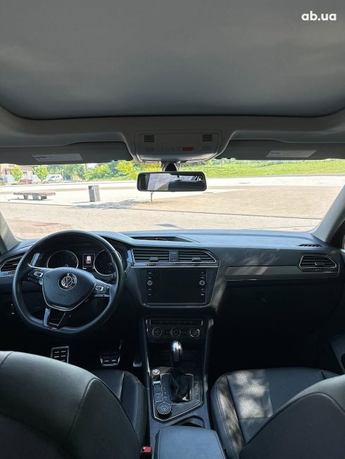 Volkswagen Tiguan Allspace 2019 черный - фото 7