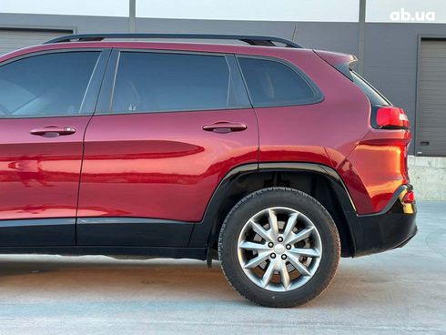 Jeep Cherokee 2017 красный - фото 5