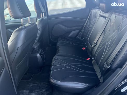 Ford Mustang Mach-E 2023 черный - фото 33