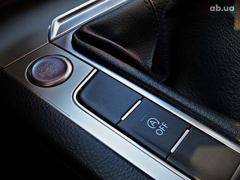 Volkswagen Passat 2017 - фото 14