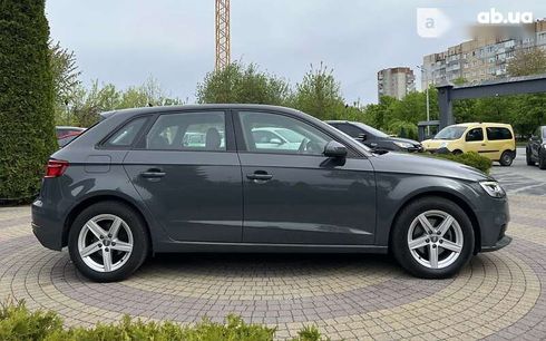 Audi A3 2019 - фото 8