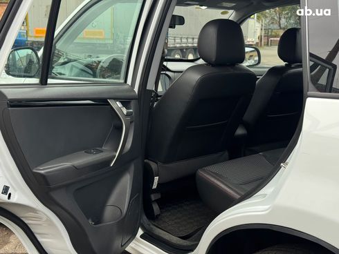 Chery Tiggo 3 2017 белый - фото 28