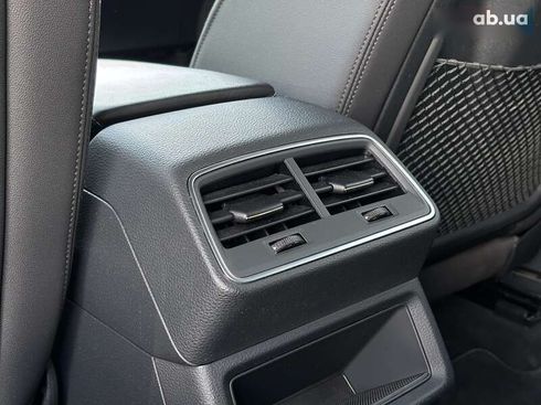 Audi e-tron S 2021 - фото 18
