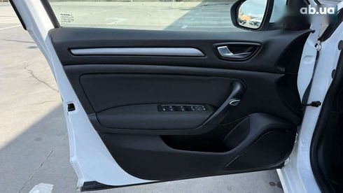 Renault Megane 2020 - фото 22