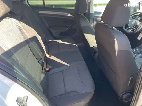 Volkswagen e-Golf 2020 - фото 26