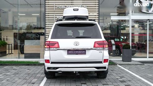 Toyota Land Cruiser 2016 - фото 4