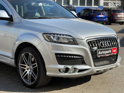 Audi Q7 2006 серый - фото 4