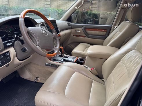 Lexus LX 2004 черный - фото 11
