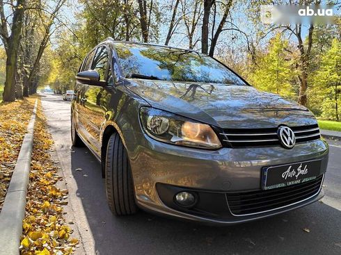 Volkswagen Touran 2015 - фото 28