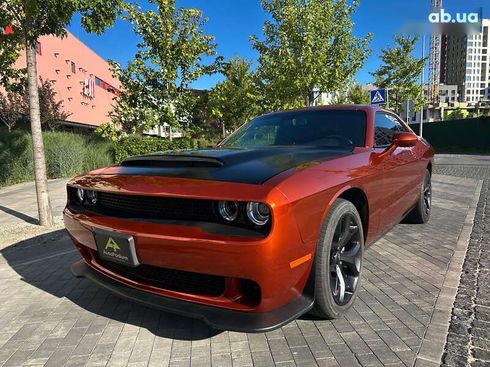 Dodge Challenger 2020 - фото 9