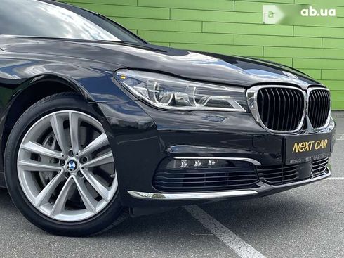 BMW 7 Series iPerformance 2017 - фото 6