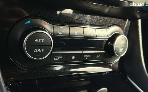 Infiniti QX30 2016 - фото 19