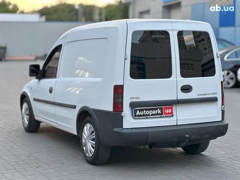 Opel Combo 2011 белый - фото 7