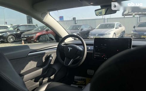 Tesla Model 3 2021 - фото 21