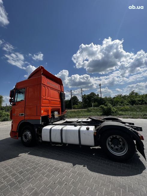 DAF XF 105.460 SC 2007 оранжевый - фото 5