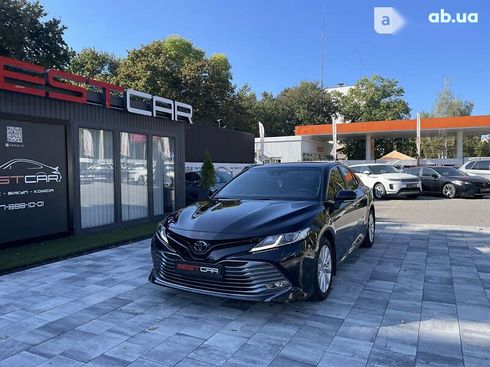 Toyota Camry 2018 - фото 4