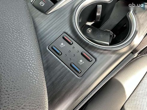 Toyota Camry 2021 - фото 17