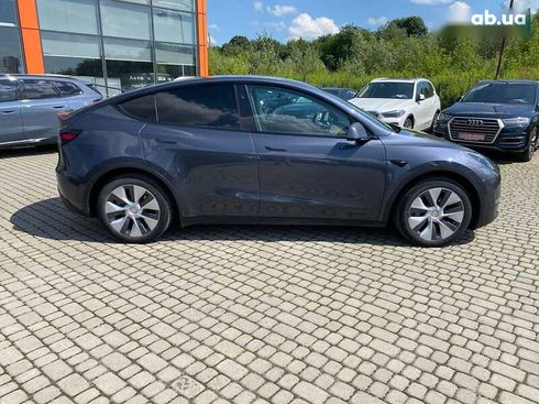 Tesla Model Y 2023 - фото 8