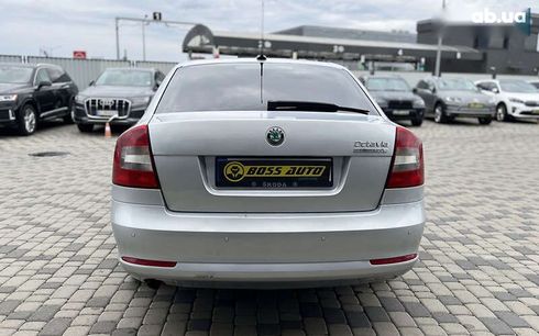 Skoda Octavia 2010 - фото 6