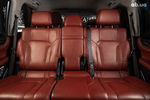Lexus LX 2016 - фото 16
