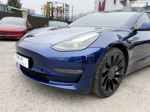 Tesla Model 3 2021 - фото 10