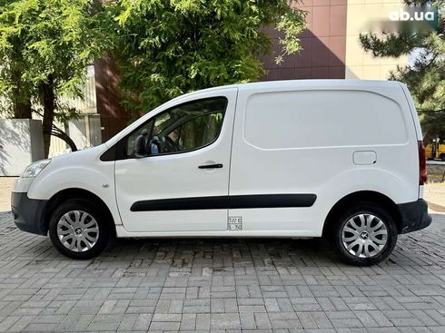 Peugeot Partner 2014 - фото 12