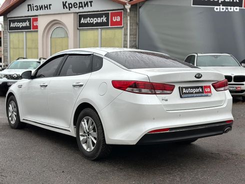 Kia K5 2017 белый - фото 15